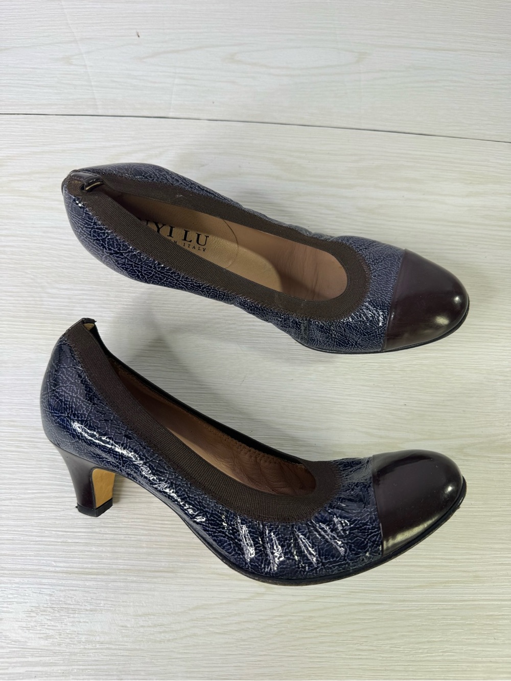Anyi Lu crackle blue patent leather cap-toe ballet pumps size 37.5